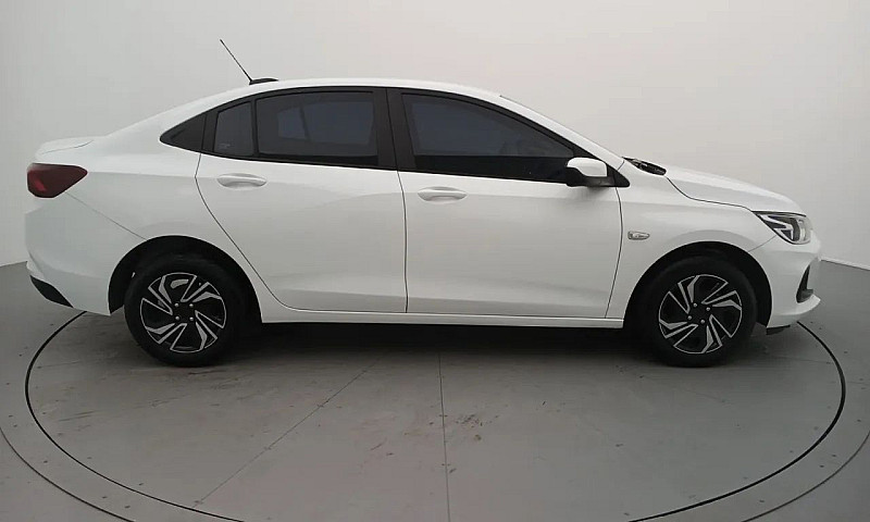 Chevrolet Onix Plus ...