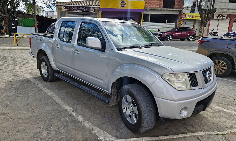 Frontier Xe 4X2 2013...