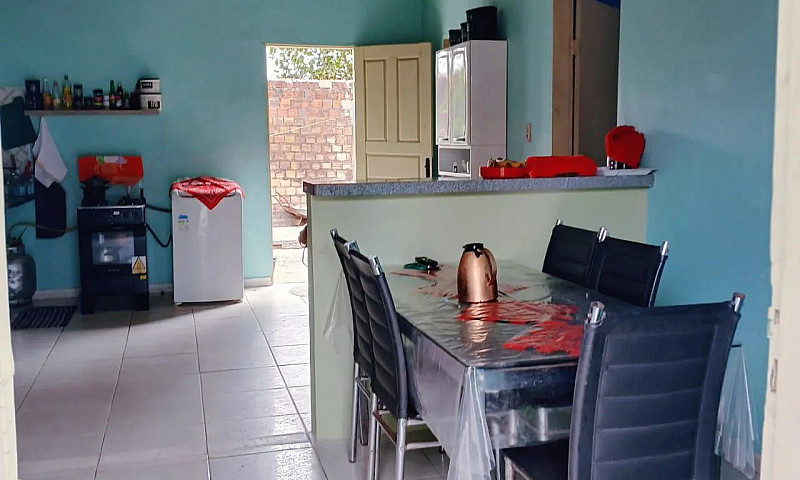 Vendo Esta Casa Bem ...