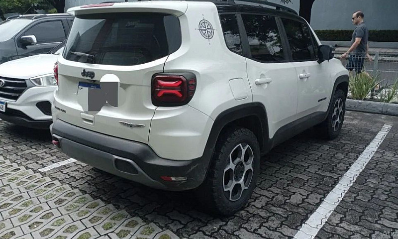 Jeep Renegade 1.3 T2...