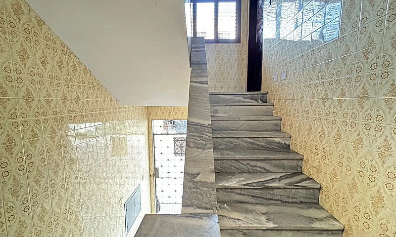 Apartamento Com 100M...