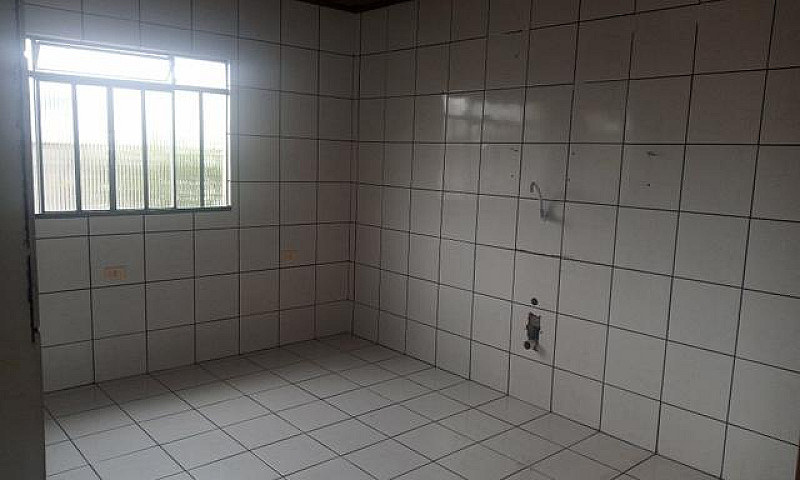 Alugo Casa 650,00...