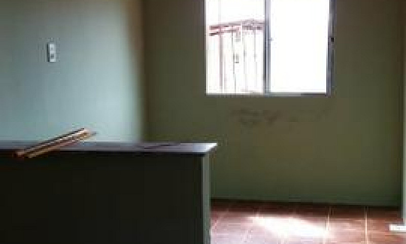 Vende-Se Uma Casa...