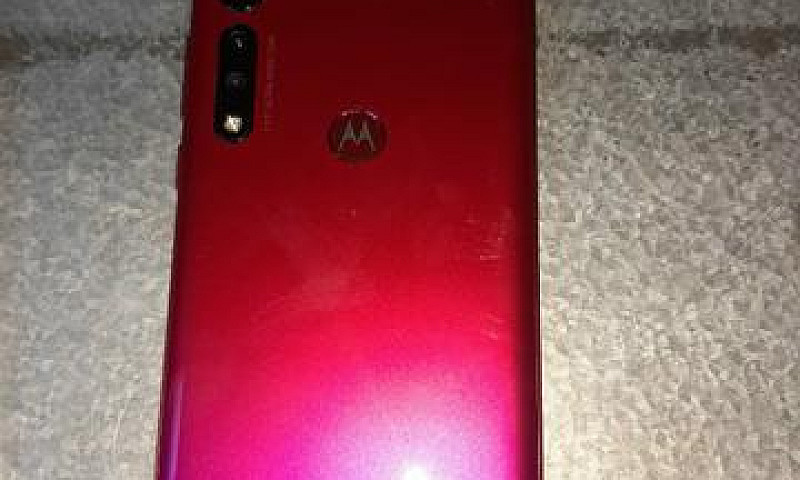 Vendo Esse Moto G8 P...