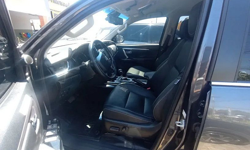 Hilux Sw4 Srx 7L Die...