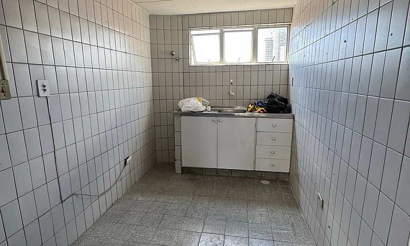 Apt Na Encruzilhada ...