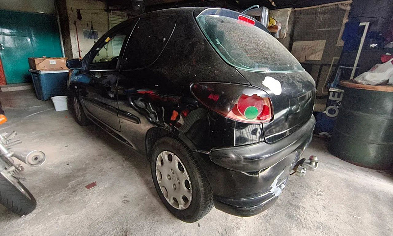 Peugeot 206 Selectio...