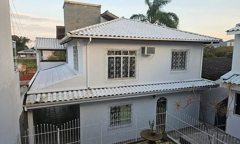Casa Residencial Par...