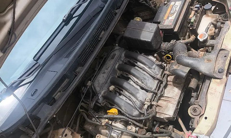 Nissan Livina S 1.6 ...