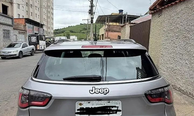 Jeep Compass Sport 2...