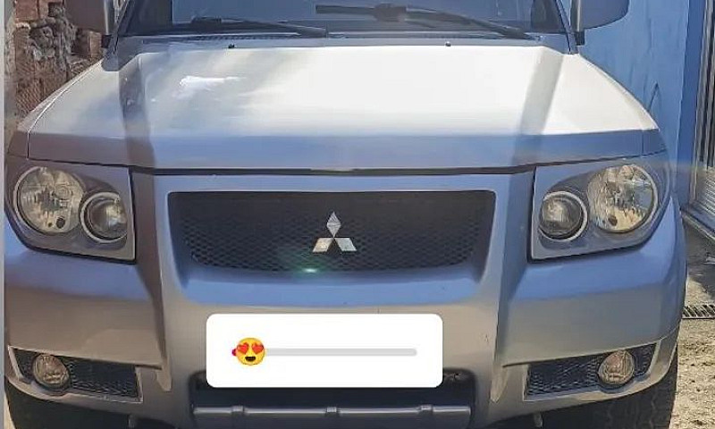 Mitsubishi Pajero Tr...