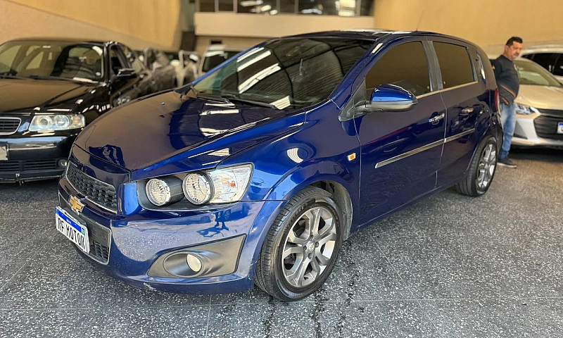 Chevrolet Sonic Hb L...
