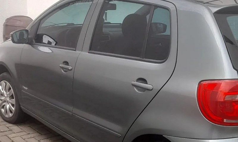 Volkswagen Fox 1.6 M...