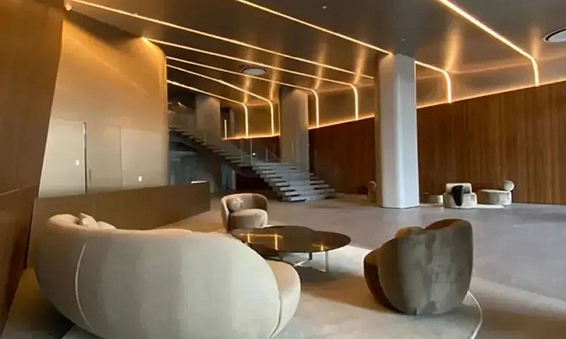 Yachthouse Residence...