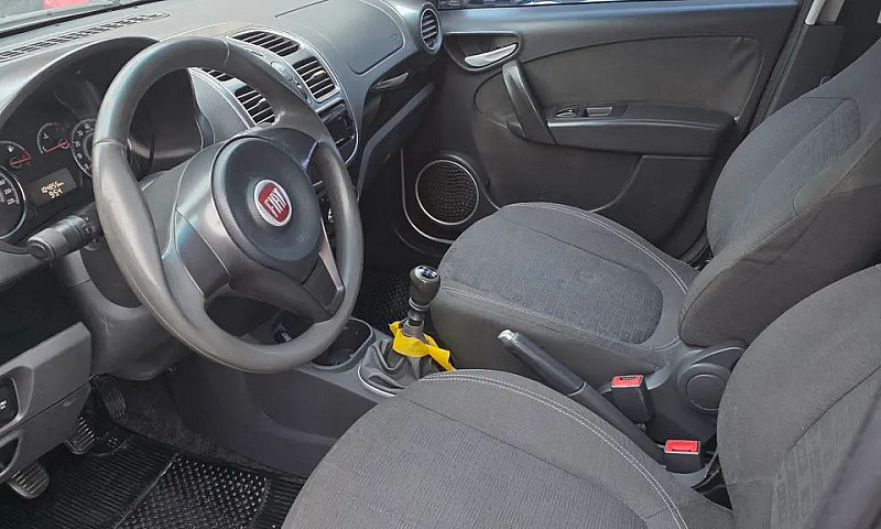 Fiat Palio Attractiv...