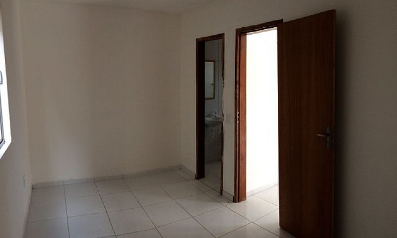 : Kitnet Com Garagem...