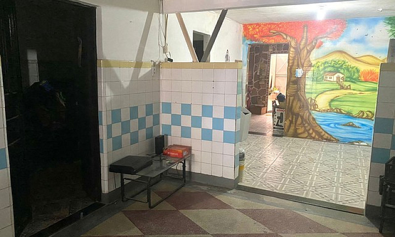 Ótima Casa Para Comé...