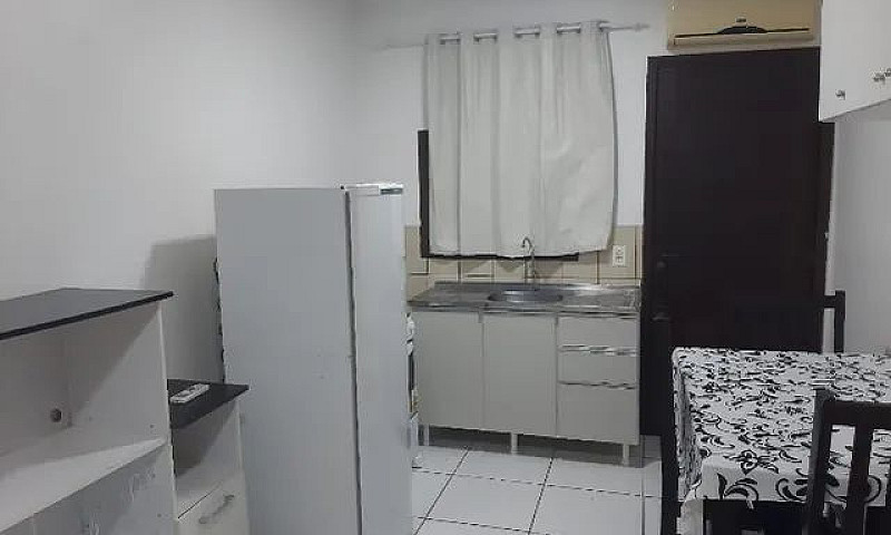 Kitinete Mobliliada ...