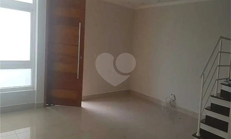 Condomínio Com 3 Qua...