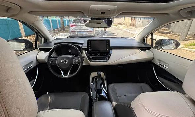 Toyota Corolla Altis...