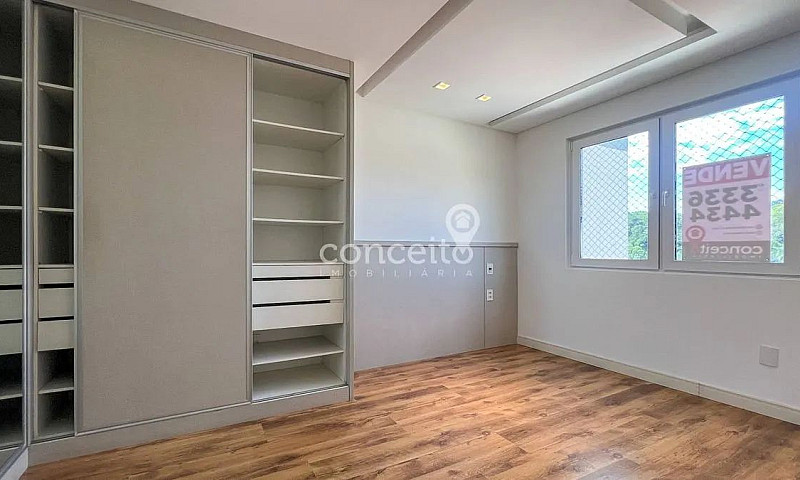 Apartamento Semimobi...