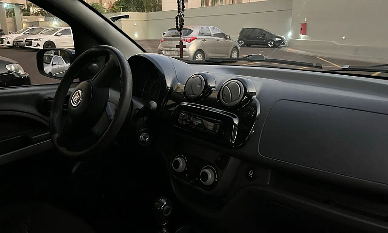 Fiat Uno Vivace/Rua ...