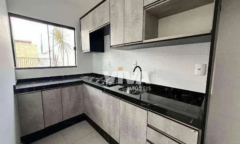 Casa Com 3 Dormitóri...