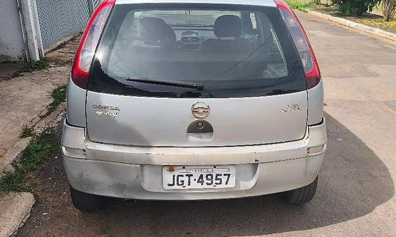 Chevrolet Corsa Hat....