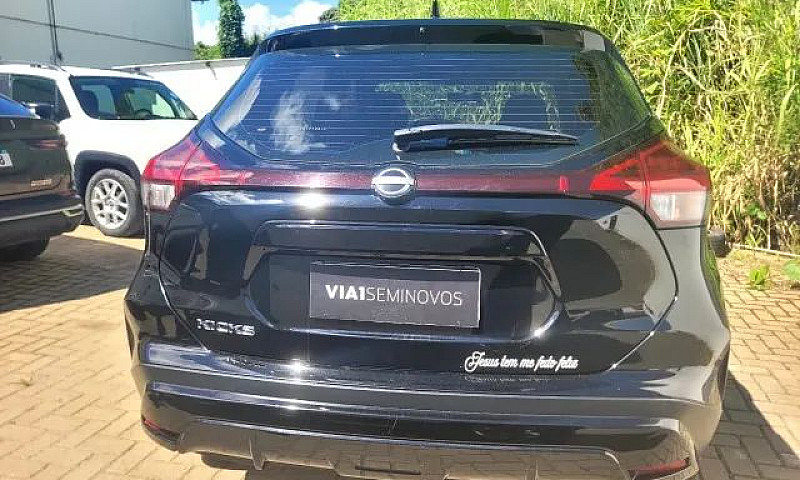 Nissan Kicks Sense 1...