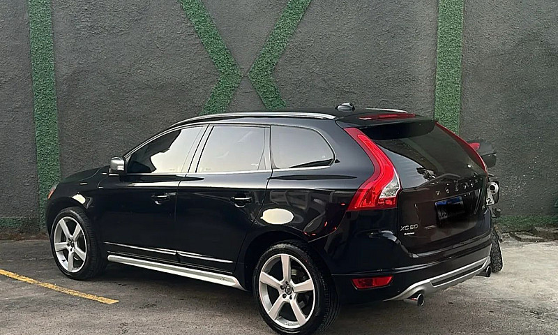 Volvo Xc 60 T-5 R-De...