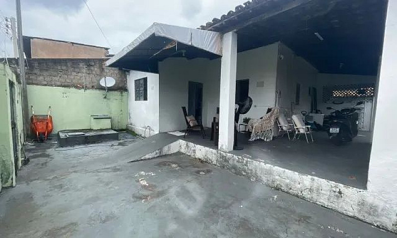 Casa No Peixoto...