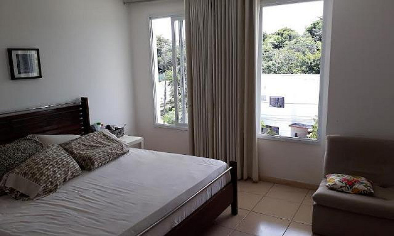 Excelente Casa Com 4...