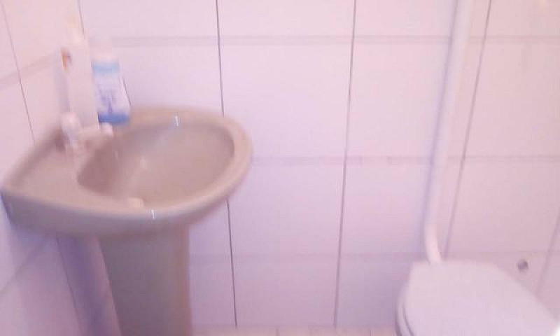Alugo Casa Na Cidade...