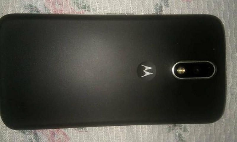 Vendo Moto G4 Plus O...