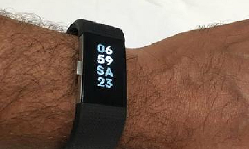 Fitbit Charge 2 Pouc...