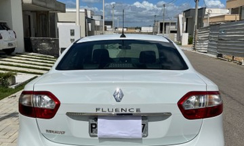 Renault Fluence 2015...