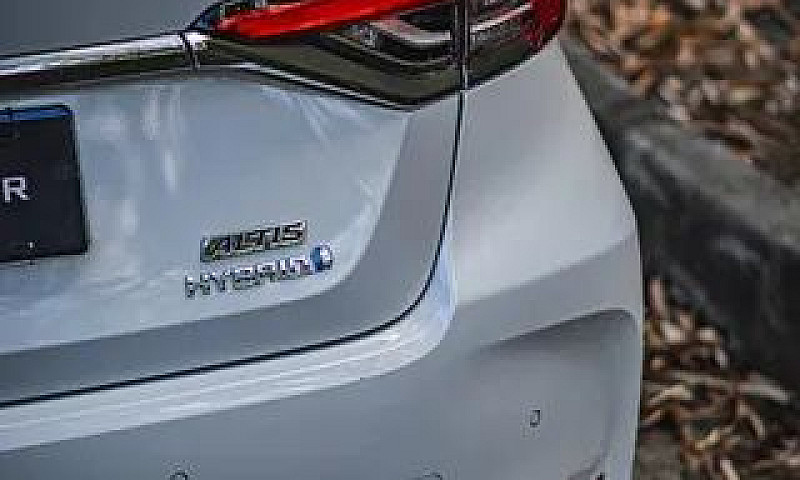 Corolla Altis Prem. ...