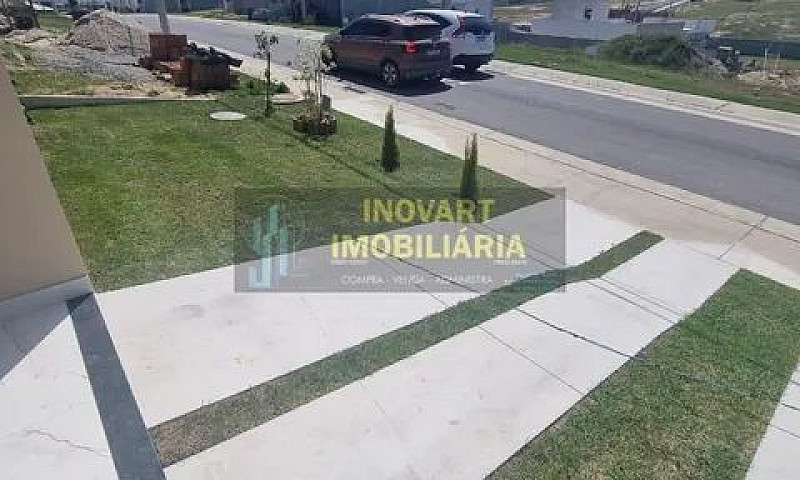 Casa De Condomínio P...