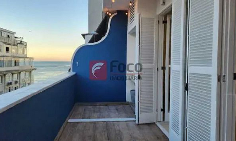 Apartamento-À Venda-...