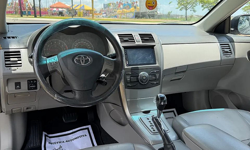 Toyota Corolla Xei 1...