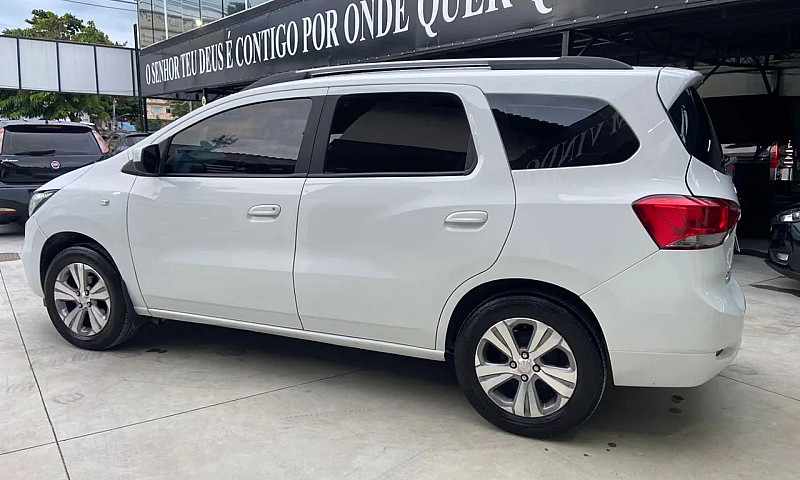 Chevrolet Spin Premi...