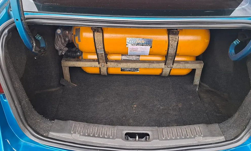 Ford Fiesta Se 1.6 1...