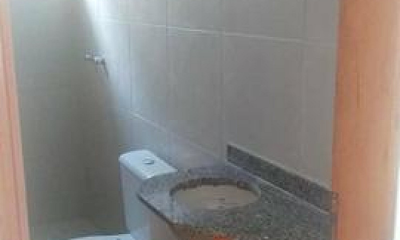 Casas Condomínio Fec...