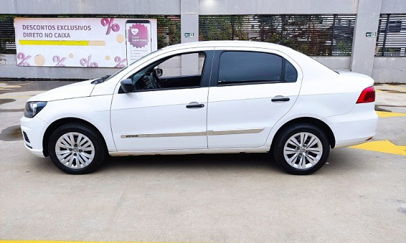 Volkswagen Voyage 1....