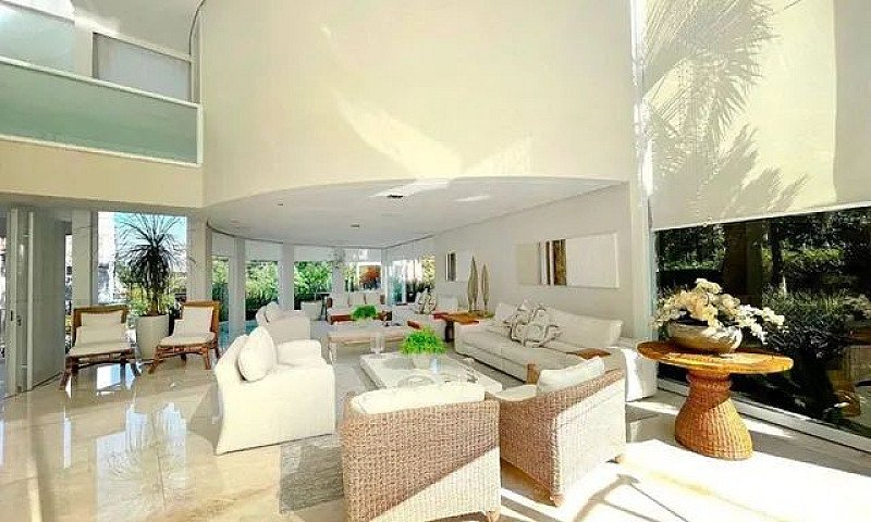 Casa Em Condomínio P...
