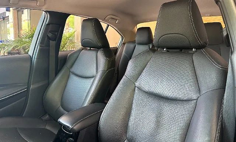 Toyota Corolla Xei 2...