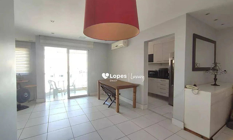 Apartamento Com 3 Qu...