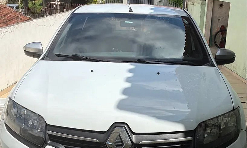 Renault Sandero Vibe...