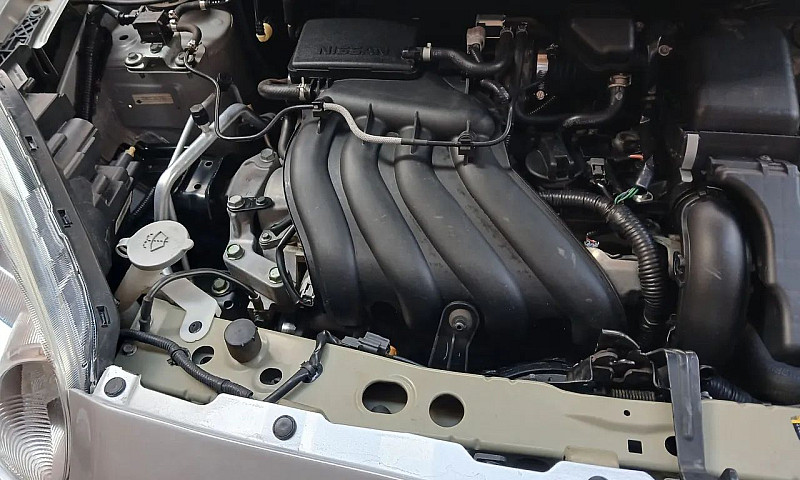 Nissan March Sv 1.6 ...
