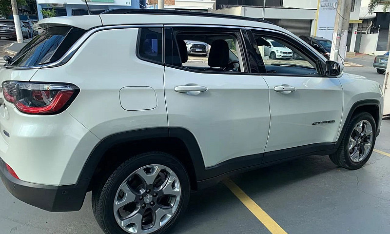 Jeep Compass Longitu...